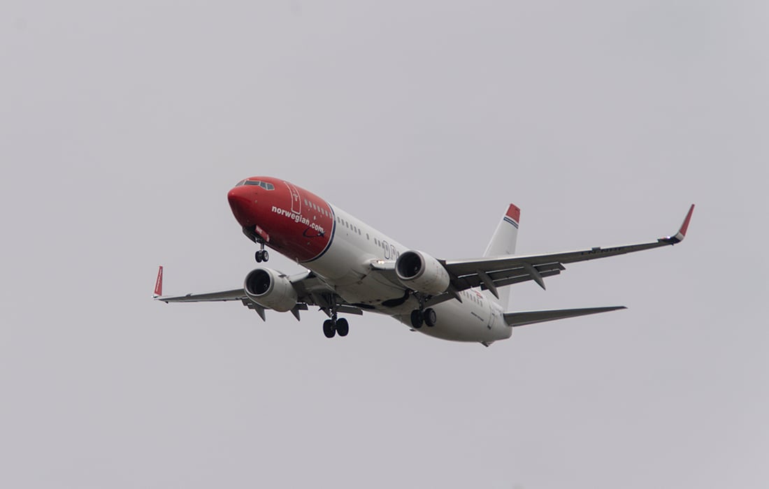 01-06-2025. Landing Bane 12. Norwegian Boeing 737-800. LN-NHE.