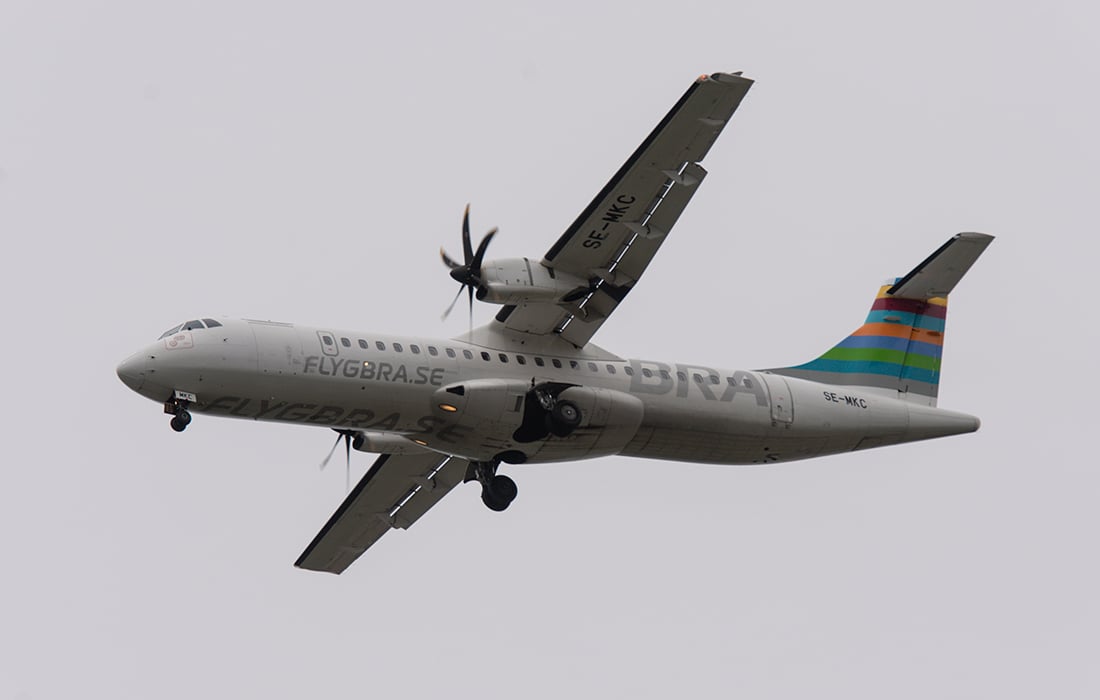 01-06-2025. Landing Bane 12. ATR-72-600. SE-MKC.